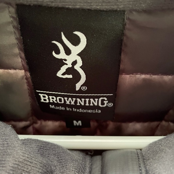 Browning woman’s coat. - Picture 3 of 3